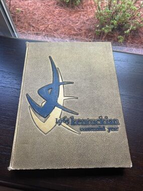 1965 Kentuckian Centennial Year Gold & Blue Coffee Table Book. UK Wildcats